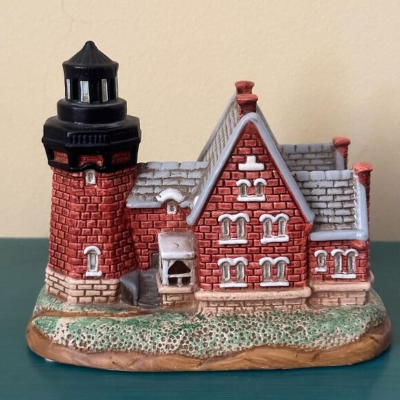 Vintage Geo Z. Lefton 1997 Block Island Lighthouse Collectable - Picture 4 of 7